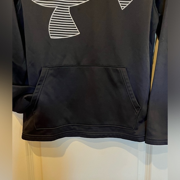Under Armour black hoodie sweatshirt with kangaroo pocket activewear youth large - Picture 5 of 10